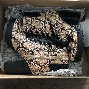 Brand New Steve Madden Snake Skin Latch Booties
